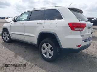 2011 Jeep Grand Cherokee 70th Anniversary with VIN 1J4RR4GG6BC718199, listed as a IAAI auction lot 41954946 with 1 mi miles. Bid and sale history available at carsss.com. Image 3.