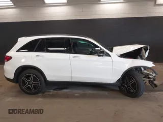 2022 Mercedes-Benz GLC 300 z VIN W1N0G8EB2NV351757, wystawiony jako IAAI lot #42097931 z przebiegiem 42 930 mil mil oraz . Historia ofert i sprzedaży dostępna na DreamBid. Obrazek 13.