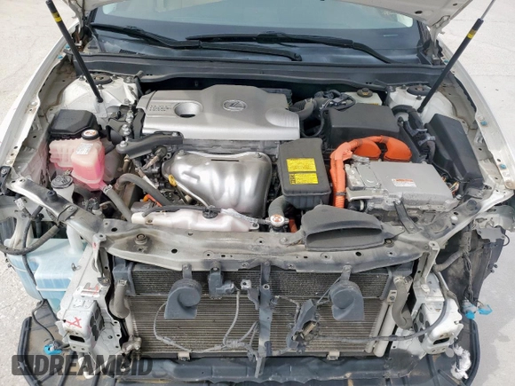 2013 Lexus ES 300h z VIN JTHBW1GG1D2030178, wystawiony jako Copart lot #52596445 z przebiegiem 254 618 mil mil oraz Szkody całkowita. Historia ofert i sprzedaży dostępna na DreamBid. Obrazek 13.