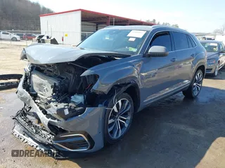 2023 Volkswagen Atlas SEL Premium R-Line с VIN 1V2FE2CA6PC206412, выставлен на аукционе IAAI как лот 41801027 с пробегом 64 898 миль миль и . История ставок и продаж доступна на DreamBid. Изображение 20.