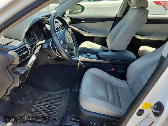 2015 Lexus IS 350 с VIN JTHCE1D28F5007448, выставлен на аукционе Copart как лот 65386585 с пробегом 84 674 миль миль и Списание • Salvage title. История ставок и продаж доступна на DreamBid. Изображение 7.