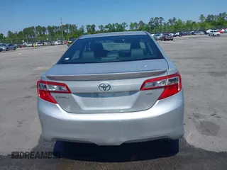 2012 Toyota Camry L with VIN 4T1BF1FK4CU061477, listed as a IAAI auction lot 42004963 with 286,689 mi miles. Bid and sale history available at carsss.com. Image 16.