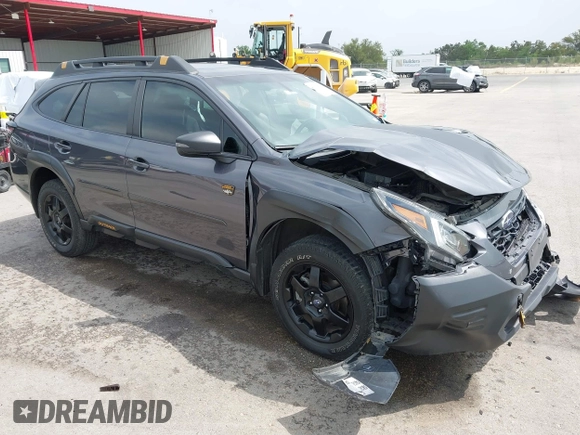 2022 Subaru Outback Wilderness z VIN 4S4BTGUD7N3216208, wystawiony jako IAAI lot #41918716 z przebiegiem 47 690 mil mil oraz . Historia ofert i sprzedaży dostępna na DreamBid. Obrazek 1.