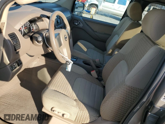 2008 Nissan Frontier SE with VIN 1N6AD06U48C401867, listed as a Copart auction lot 43952335 with 131,811 mi miles and Salvage title. Bid and sale history available at DreamBid. Image 7.
