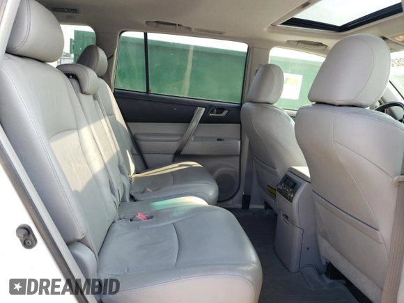 2008 Toyota Highlander Sport z VIN JTEES43A282027420, wystawiony jako Copart lot #59425245 z przebiegiem 119 233 mil mil oraz Czysty tytuł • Clean title. Historia ofert i sprzedaży dostępna na DreamBid. Obrazek 11.