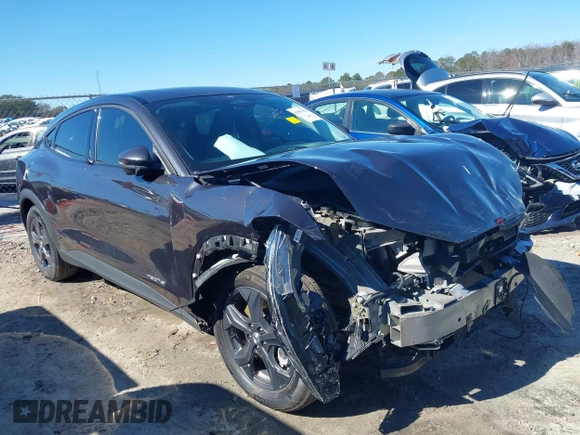 2021 Ford Mustang Mach-E Select z VIN 3FMTK1RM7MMA52193, wystawiony jako IAAI lot #41591356 z przebiegiem 48 522 mil mil oraz . Historia ofert i sprzedaży dostępna na DreamBid. Obrazek 6.