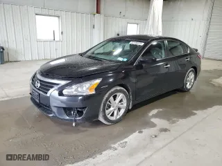 2013 Nissan Altima 2.5 S with VIN 1N4AL3AP5DN588677, listed as a Copart auction lot 52146975 with 140,388 mi miles and Salvage Title. Bid and sale history available at carsss.com. Image 1.