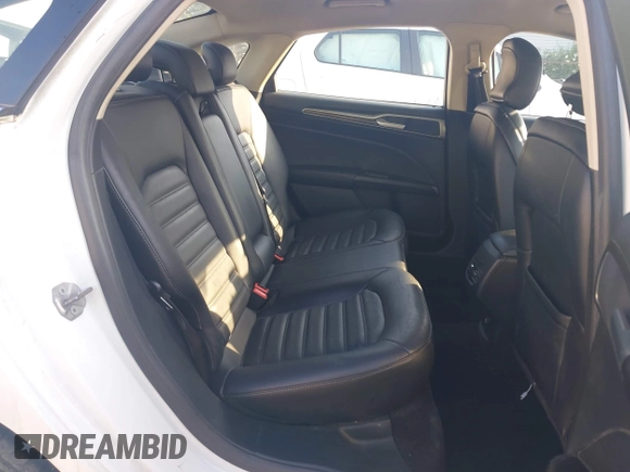 2018 Ford Fusion SE with VIN 3FA6P0HDXJR135927, listed as a IAAI auction lot 42645427 with 107,756 mi miles and . Bid and sale history available at DreamBid. Image 8.