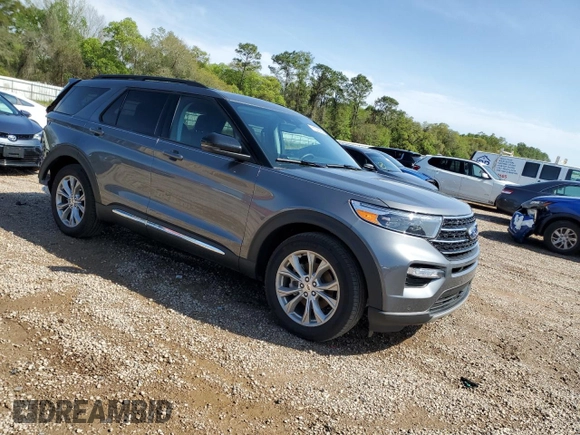 2024 Ford Explorer XLT with VIN 1FMSK7DH1RGA88701, listed as a Copart auction lot 51088365 with 10,282 mi miles and Salvage Title. Bid and sale history available at DreamBid. Image 4.