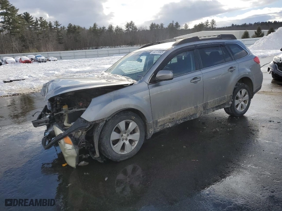 2011 Subaru Outback 2.5i Prem AWP with VIN 4S4BRCCC1B3323427, listed as a Copart auction lot 44045595 with 189,505 mi miles and Salvage Title. Bid and sale history available at carsss.com. Image 1.