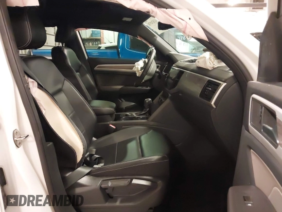 2022 Volkswagen Atlas SE с VIN 1V2KC2CA4NC214204, выставлен на аукционе IAAI как лот 41824976 с пробегом 25 122 миль миль и . История ставок и продаж доступна на DreamBid. Изображение 5.