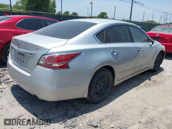 2015 Nissan Altima SV z VIN 1N4AL3AP1FC594958, wystawiony jako IAAI lot #42478487 z przebiegiem 189 631 mil mil oraz . Historia ofert i sprzedaży dostępna na DreamBid. Obrazek 4.