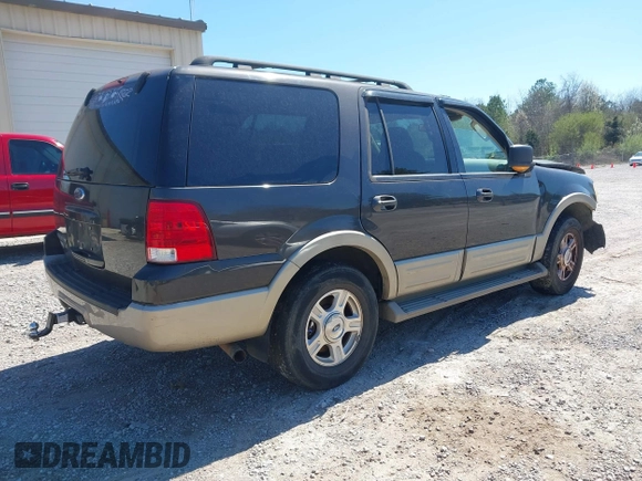 2006 Ford Expedition Eddie Bauer with VIN 1FMFU17556LA19216, listed as a IAAI auction lot 41813546 with 240,884 mi miles. Bid and sale history available at carsss.com. Image 4.