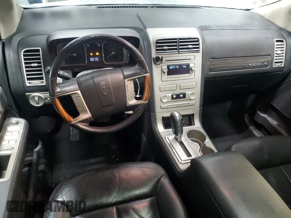 2007 Lincoln MKX with VIN 2LMDU68C87BJ37719, listed as a Copart auction lot 43983825 with 142,854 mi miles and Non Repairable. Bid and sale history available at carsss.com. Image 8.