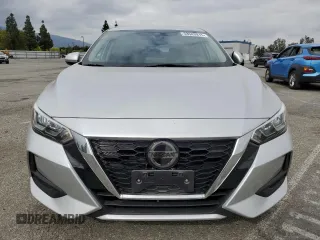 2020 Nissan Sentra SV z VIN 3N1AB8CV4LY222526, wystawiony jako Copart lot #53543915 z przebiegiem 54 974 mil mil oraz Szkoda całkowita • Salvage title. Historia ofert i sprzedaży dostępna na DreamBid. Obrazek 5.