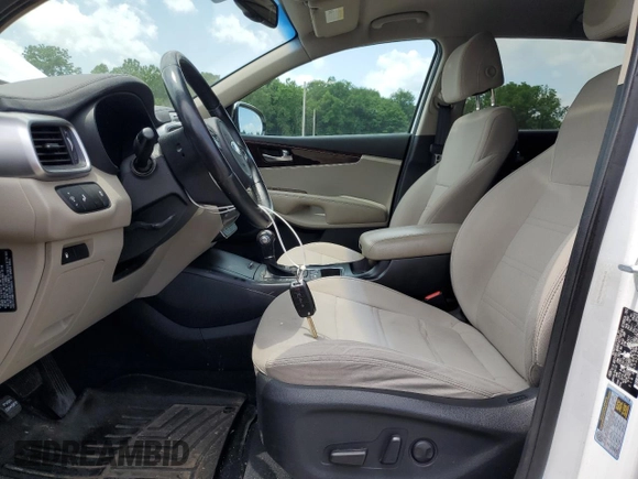 2017 Kia Sorento LX with VIN 5XYPGDA50HG235029, listed as a Copart auction lot 61143815 with 63,864 mi miles and Salvage title. Bid and sale history available at DreamBid. Image 7.
