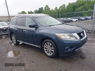 2014 Nissan Pathfinder Platinum with VIN 5N1AR2MM7EC687059, listed as a IAAI auction lot 42267810 with 100,688 mi miles and . Bid and sale history available at DreamBid. Image 1.