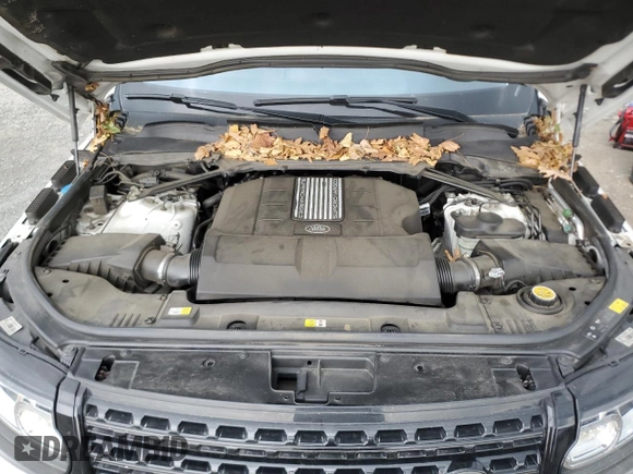 2017 Land Rover Range Rover с VIN SALGS2FE4HA361012, выставлен на аукционе Copart как лот 59709645 с пробегом 93 871 миль миль и Списание • Salvage title. История ставок и продаж доступна на DreamBid. Изображение 12.