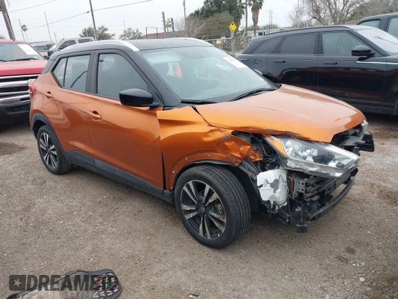 2019 Nissan Kicks SR with VIN 3N1CP5CU7KL556416, listed as a IAAI auction lot 41414054 with 53,250 mi miles. Bid and sale history available at carsss.com. Image 1.