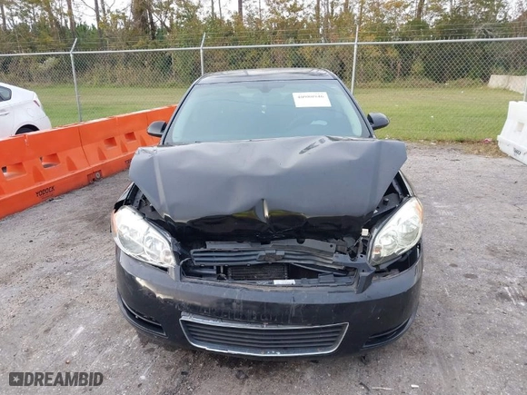 2006 Chevrolet Impala Police Pkg Police Pkg 9C1 with VIN 2G1WS551569412876, listed as a IAAI auction lot 40980946 with 288,370 mi miles. Bid and sale history available at carsss.com. Image 12.