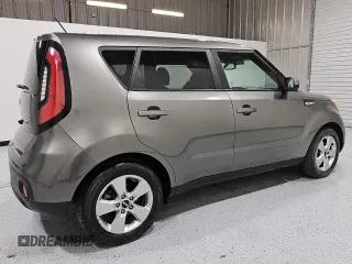 2019 Kia Soul with VIN KNDJN2A21K7690384, listed as a Copart auction lot 52877495 with 103,272 mi miles and Clean Title. Bid and sale history available at DreamBid. Image 3.