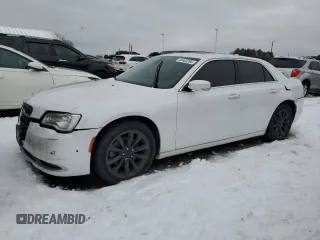 2016 Chrysler 300 Anniversary Edition with VIN 2C3CCARG2GH262025, listed as a Copart auction lot 44403395 with 127,752 mi miles and Clean Title. Bid and sale history available at DreamBid. Image 1.