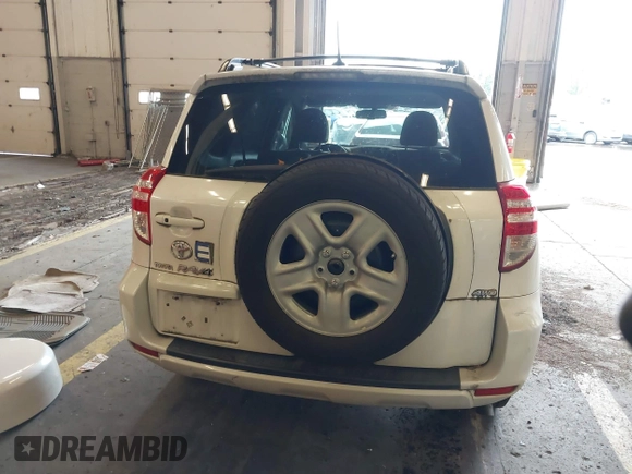 2010 Toyota RAV4 Ltd with VIN 2T3DF4DV6AW070189, listed as a IAAI auction lot 40824725 with 92,294 mi miles. Bid and sale history available at carsss.com. Image 17.