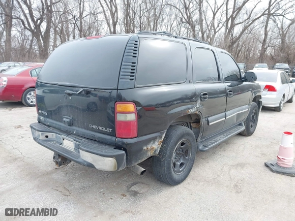 2002 Chevrolet Tahoe LT with VIN 1GNEK13Z72J311185, listed as a IAAI auction lot 41552011 with 261,577 mi miles. Bid and sale history available at carsss.com. Image 4.