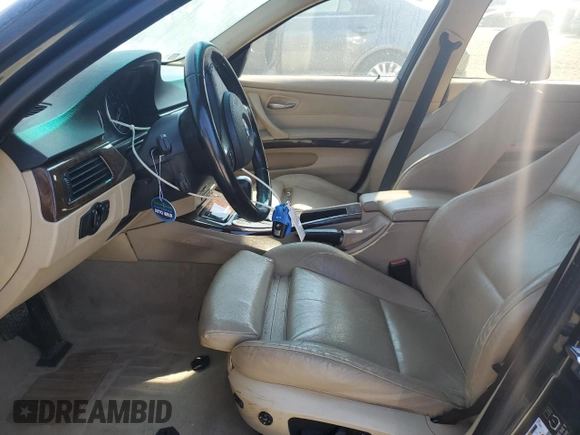 2006 BMW 3 Series 325xi with VIN WBAVT13556KW24039, listed as a Copart auction lot 73067464 with 108,749 mi miles and Salvage title. Bid and sale history available at DreamBid. Image 7.