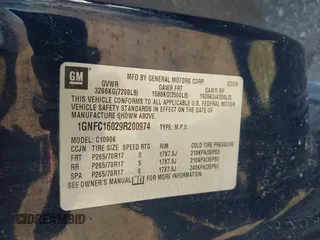 2009 Chevrolet Suburban LS z VIN 1GNFC16029R200974, wystawiony jako IAAI lot #41370873 z przebiegiem 207 649 mil mil oraz . Historia ofert i sprzedaży dostępna na DreamBid. Obrazek 9.
