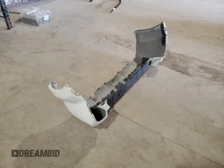 2011 Ford Escape XLS с VIN 1FMCU0C78BKC53371, выставлен на аукционе Copart как лот 54767005 с пробегом 227 192 миль миль и Списание • Salvage title. История ставок и продаж доступна на DreamBid. Изображение 13.