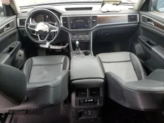 2021 Volkswagen Atlas SE with VIN 1V2LP2CA2MC535889, listed as a Copart auction lot 54493305 with 95,530 mi miles and Salvage title. Bid and sale history available at DreamBid. Image 8.