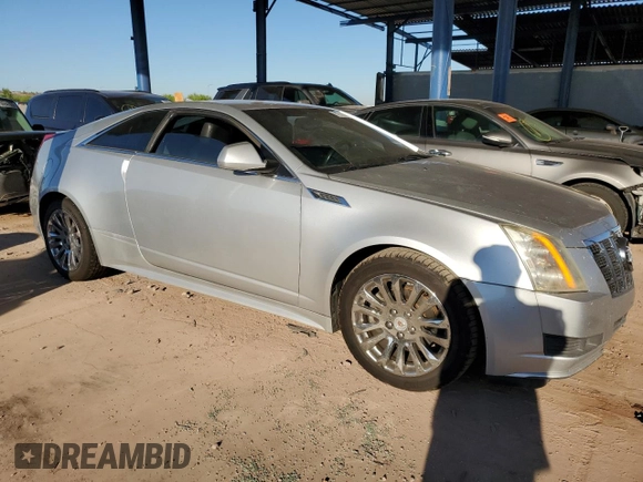 2013 Cadillac CTS z VIN 1G6DA1E31D0142793, wystawiony jako Copart lot #61213865 z przebiegiem 115 526 mil mil oraz Szkoda całkowita • Salvage title. Historia ofert i sprzedaży dostępna na DreamBid. Obrazek 4.