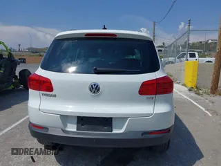 2017 Volkswagen Tiguan Wolfsburg Edition с VIN WVGRV7AX1HW500816, выставлен на аукционе IAAI как лот 42167262 с пробегом 127 636 миль миль и . История ставок и продаж доступна на DreamBid. Изображение 17.