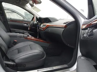 2012 Mercedes-Benz S 550 z VIN WDDNG7DB2CA456186, wystawiony jako IAAI lot #42027448 z przebiegiem 76 997 mil mil oraz . Historia ofert i sprzedaży dostępna na DreamBid. Obrazek 5.