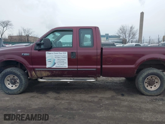 1999 Ford F-250 XL z VIN 1FTNX21L1XEE62439, wystawiony jako IAAI lot #41543558 z przebiegiem 184 437 mil mil oraz . Historia ofert i sprzedaży dostępna na DreamBid. Obrazek 13.