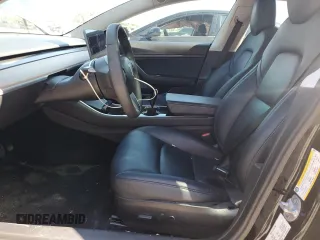 2020 Tesla Model 3 Standard Range Plus z VIN 5YJ3E1EA7LF606441, wystawiony jako Copart lot #53382915 z przebiegiem 56 113 mil mil oraz Szkoda całkowita • Salvage title. Historia ofert i sprzedaży dostępna na DreamBid. Obrazek 7.