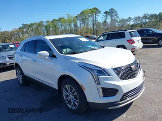 2021 Cadillac XT5 FWD Premium Luxury z VIN 1GYKNCR48MZ234688, wystawiony jako IAAI lot #41827211 z przebiegiem 36 797 mil mil oraz . Historia ofert i sprzedaży dostępna na DreamBid. Obrazek 1.