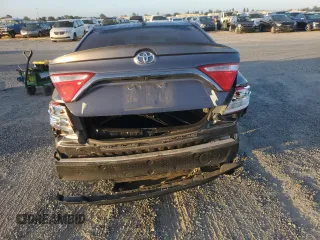 2017 Toyota Camry XLE z VIN 4T1BF1FK2HU386572, wystawiony jako Copart lot #60453915 z przebiegiem 120 340 mil mil oraz Szkoda całkowita • Salvage title. Historia ofert i sprzedaży dostępna na DreamBid. Obrazek 6.