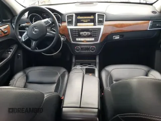 2012 Mercedes-Benz M 550 with VIN 4JGDA7DB4CA049084, listed as a Copart auction lot 42613525 with 88,864 mi miles and Clean title. Bid and sale history available at DreamBid. Image 8.