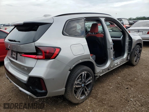 2023 BMW X1 xDrive28i with VIN WBX73EF07P5X69766, listed as a Copart auction lot 62490105 with 9,193 mi miles and Salvage title. Bid and sale history available at DreamBid. Image 3.