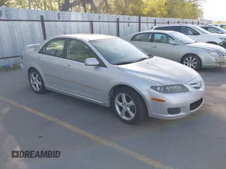 2008 Mazda 6 i Sport VE with VIN 1YVHP80C885M39480, listed as a IAAI auction lot 42078591 with 131,993 mi miles. Bid and sale history available at carsss.com. Image 1.
