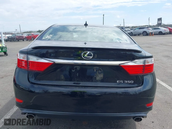 2013 Lexus ES 4dr Sdn with VIN JTHBK1GG8D2077512, listed as a IAAI auction lot 41922259 with 30,899 mi miles. Bid and sale history available at carsss.com. Image 16.