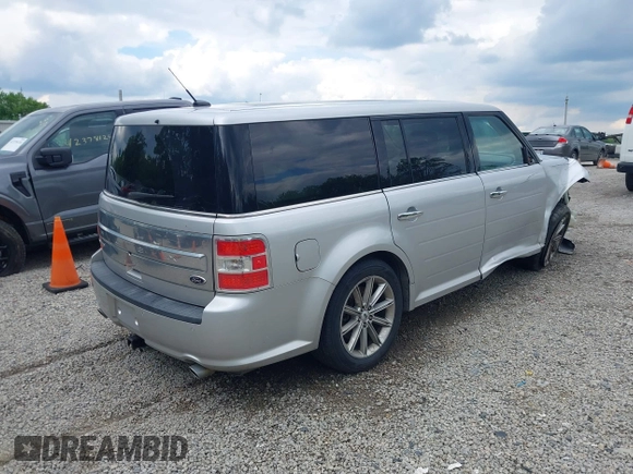 2014 Ford Flex Limited z VIN 2FMGK5D85EBD41983, wystawiony jako IAAI lot #42372617 z przebiegiem 210 955 mil mil oraz . Historia ofert i sprzedaży dostępna na DreamBid. Obrazek 4.
