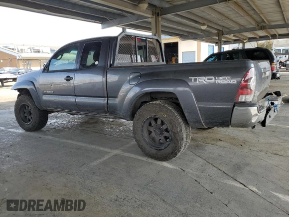 2014 Toyota Tacoma z VIN 5TFUU4EN9EX096999, wystawiony jako Copart lot #48357395 z przebiegiem 204 758 mil mil oraz Szkoda całkowita • Salvage title. Historia ofert i sprzedaży dostępna na DreamBid. Obrazek 2.
