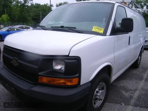 2015 Chevrolet Express Cargo with VIN 1GCWGFCF8F1156699, listed as a IAAI auction lot 42631336 with 175,760 mi miles and . Bid and sale history available at DreamBid. Image 10.