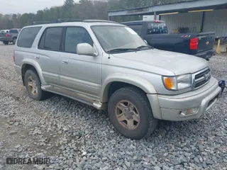 2000 Toyota 4Runner Limited with VIN JT3GN87R1Y0168605, listed as a IAAI auction lot 41834366 with 349,017 mi miles. Bid and sale history available at carsss.com. Image 1.