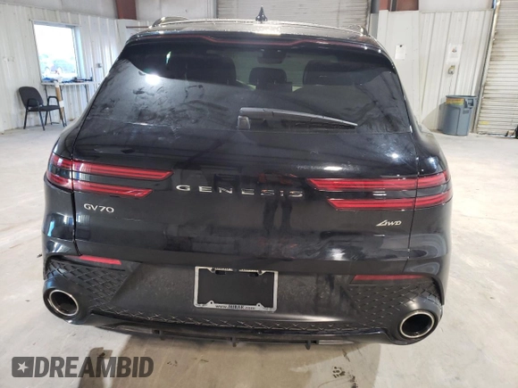 2024 Genesis GV70 2.5T z VIN 5NMMADTB8RH005981, wystawiony jako Copart lot #49801995 z przebiegiem 7 497 mil mil oraz Szkoda całkowita • Salvage title. Historia ofert i sprzedaży dostępna na DreamBid. Obrazek 6.
