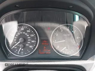 2006 BMW 3 Series 325i with VIN WBAVB17576NK31560, listed as a IAAI auction lot 42384770 with 186,091 mi miles and . Bid and sale history available at DreamBid. Image 7.
