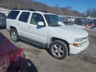 2005 Chevrolet Tahoe Z71 with VIN 1GNEK13T75R102269, listed as a IAAI auction lot 41633323 with 153,759 mi miles. Bid and sale history available at carsss.com. Image 1.